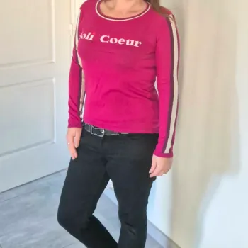 Pull jolie coeur taille S