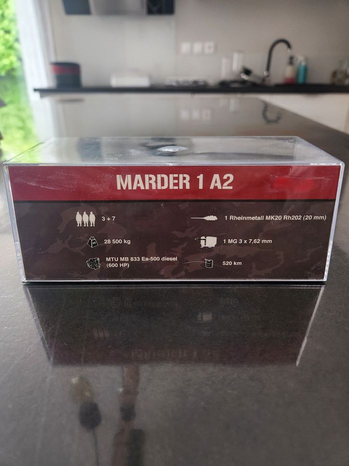 Véhicule militaire miniature - photo numéro 6