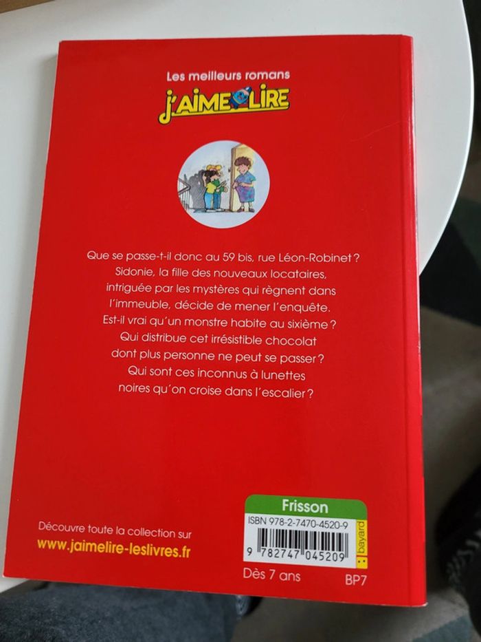 Livre Mystère et Chocolat - photo numéro 2