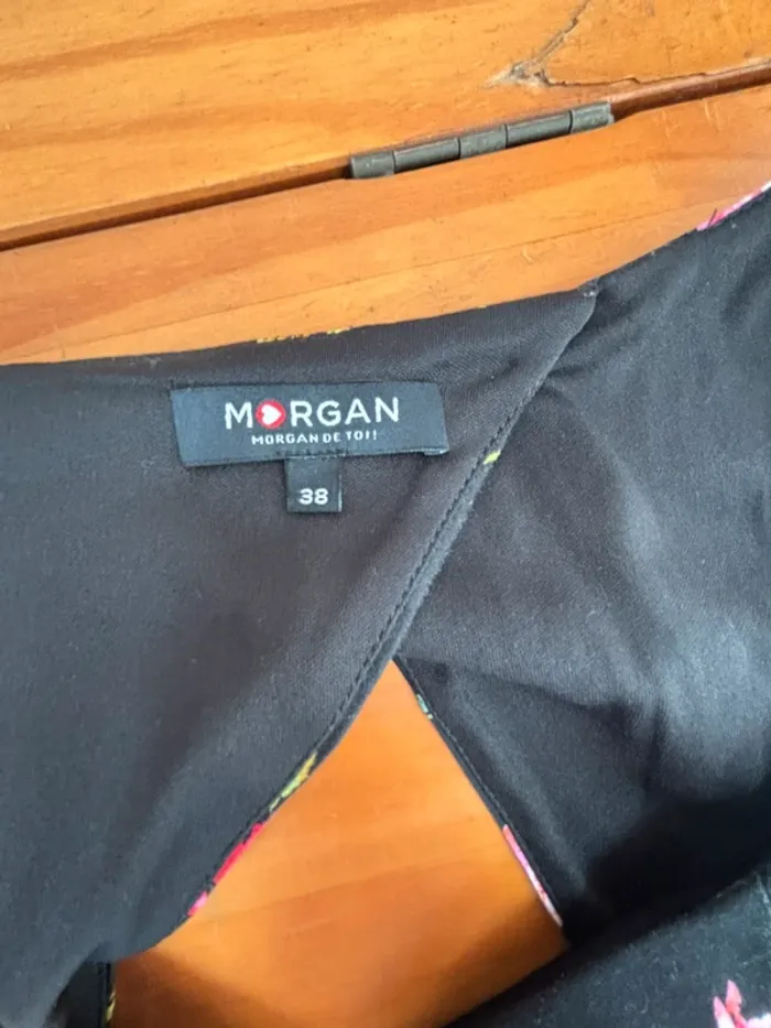 🌺 Robe noire à fleurs - Dos ouvert - Morgan - T38 - photo numéro 11