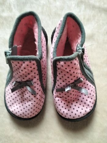 Chaussons taille 21
