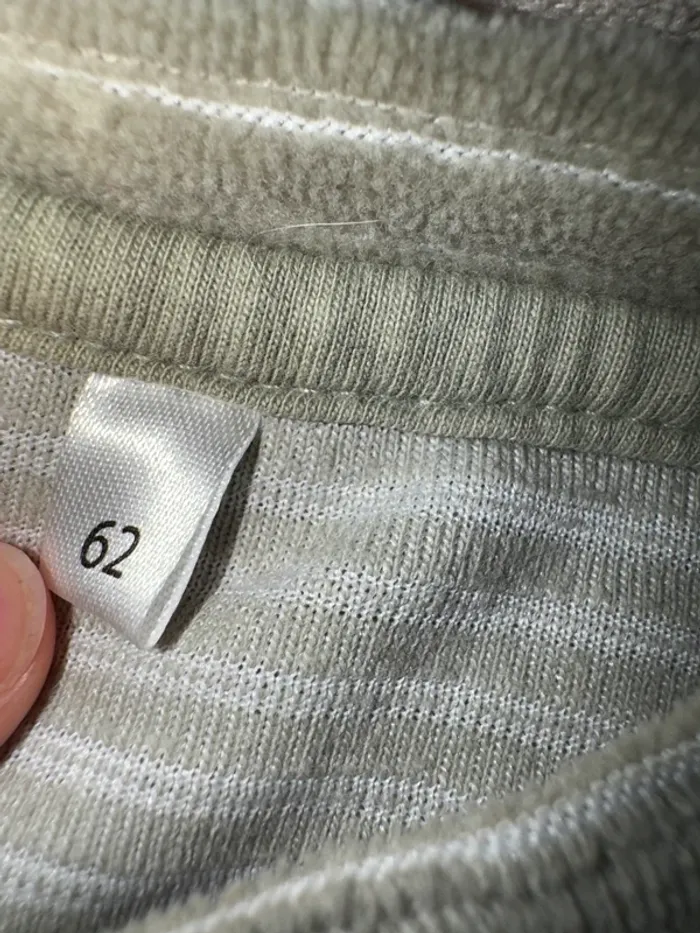 Pyjama 1 pièce • zeeman • taille 6 mois - photo numéro 3