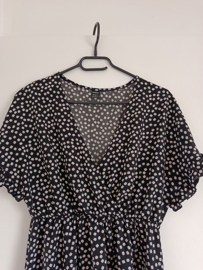 Robe noire Shein - photo numéro 2