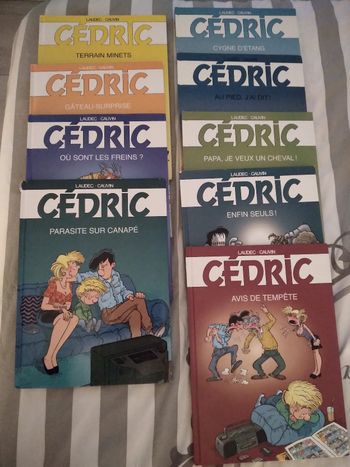 Lot de 9 livres cedric