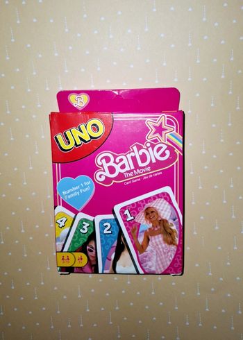 UNO Barbie