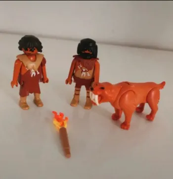 Pièce du Playmobil 5102 tigre à dent de sabre et personnage chasseur