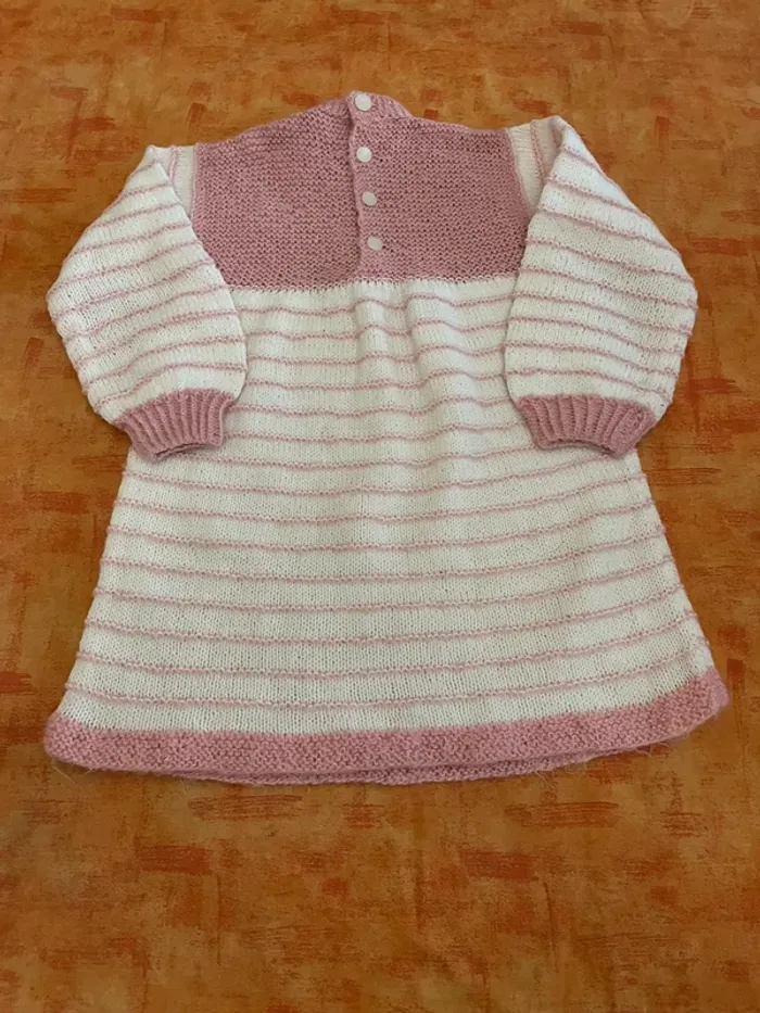 Robe tricotée mains - photo numéro 2