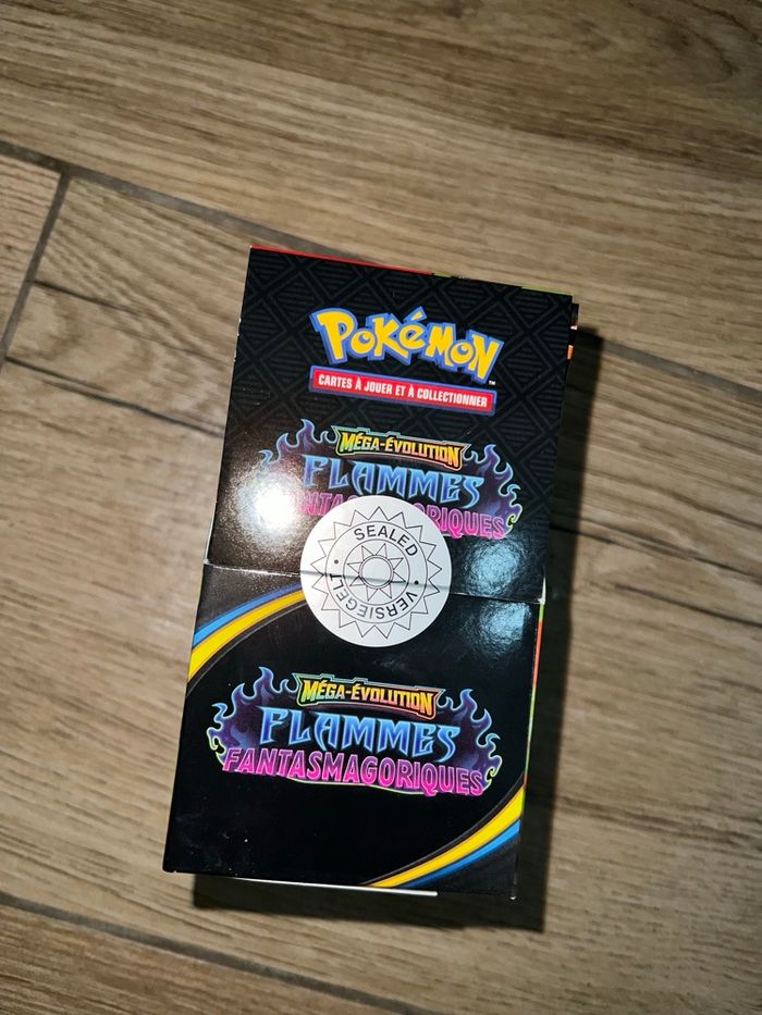 Demi display Pokémon ME2 flammes fantasmatiques