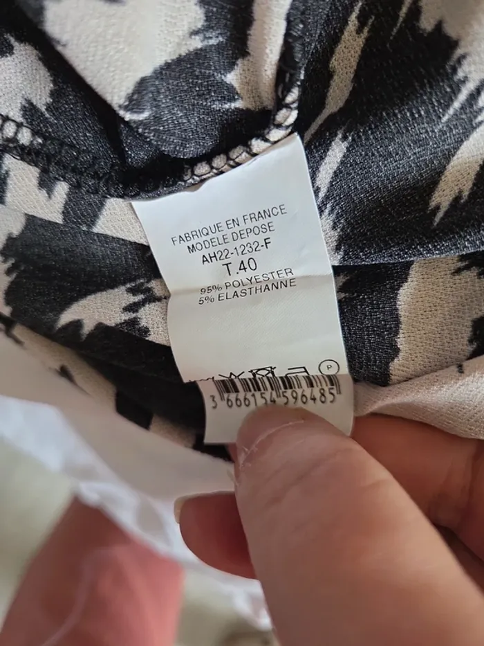 Robe Fine sans manche de chez Frenchy en Taille 40/L - photo numéro 6