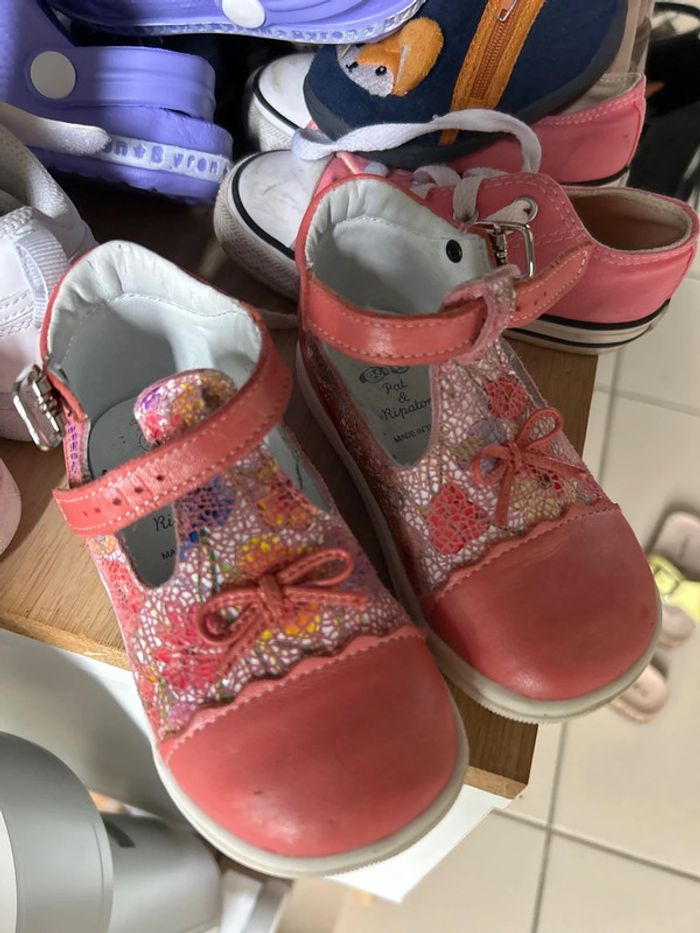 Chaussure pointure 23 - photo numéro 3