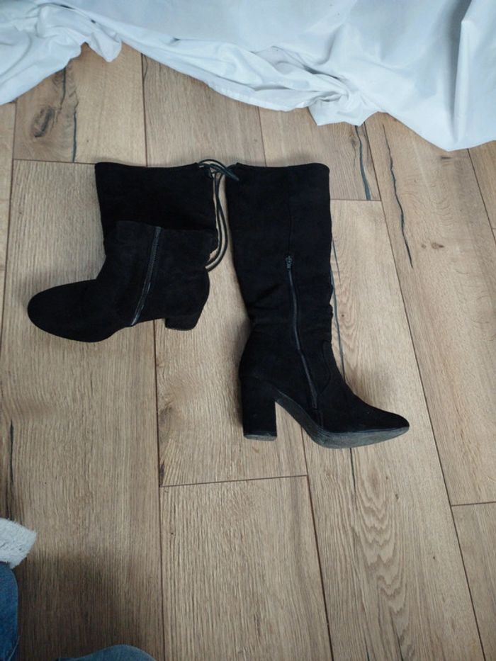 Bottes en velours - photo numéro 2