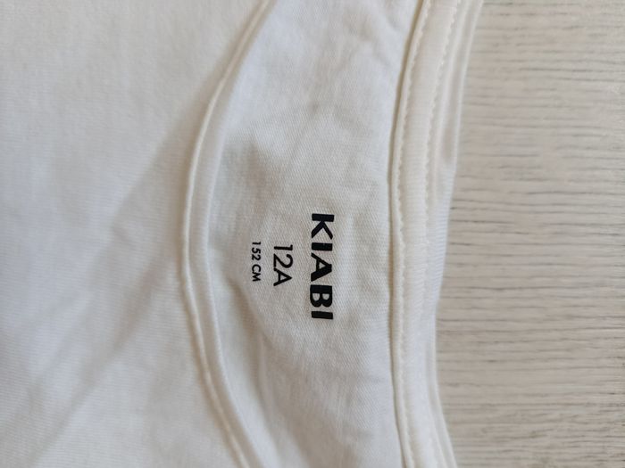 Tee-shirt manches longues marque Kiabi taille 12 ans - photo numéro 3