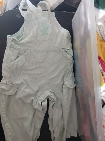 Salopette verte rayée blanche