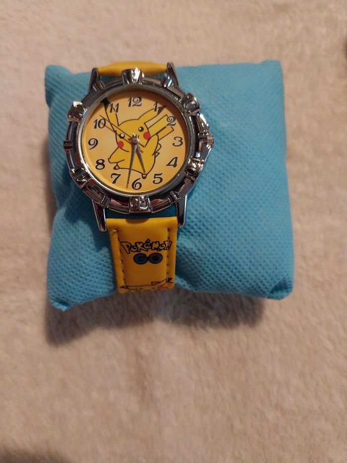 Coffrer montre pikatchu mixte - photo numéro 4