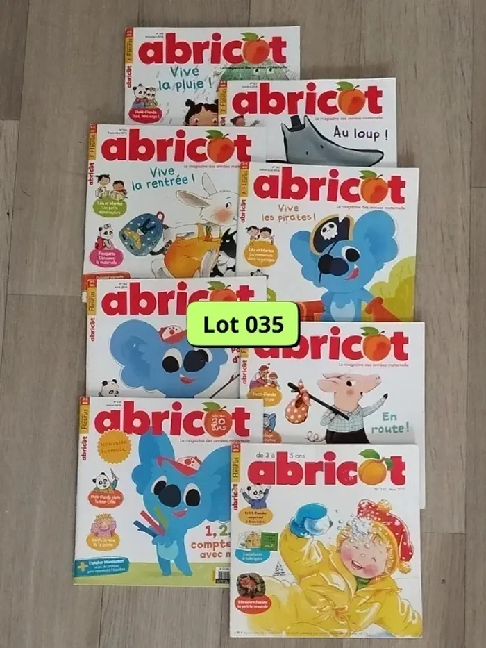 Lot de 8 livres enfants abricot année 2017-18 L035
