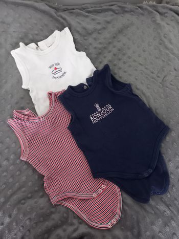 Lot bodies débardeur vertbaudet 6 mois