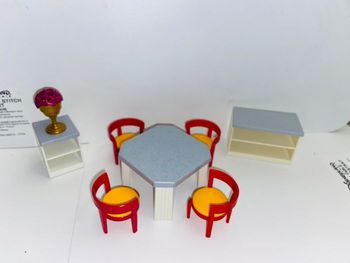 Table salle à manger playmobil 