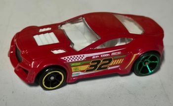 Hot Wheels Torque Twister 1/64 voiture de course miniature