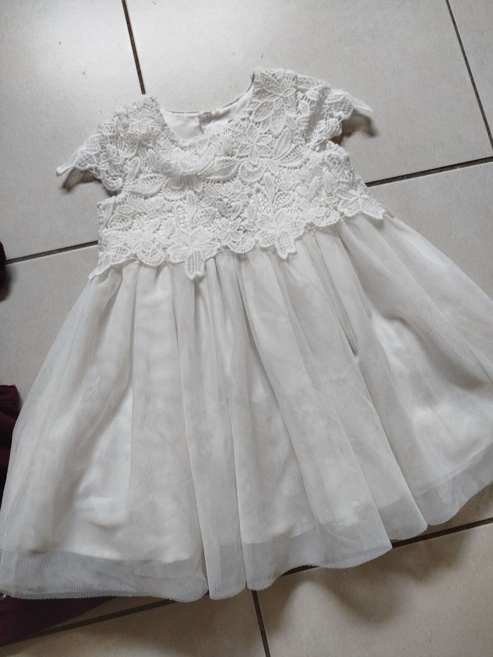 Lot de 2 robes fille taille 9 mois - photo numéro 3