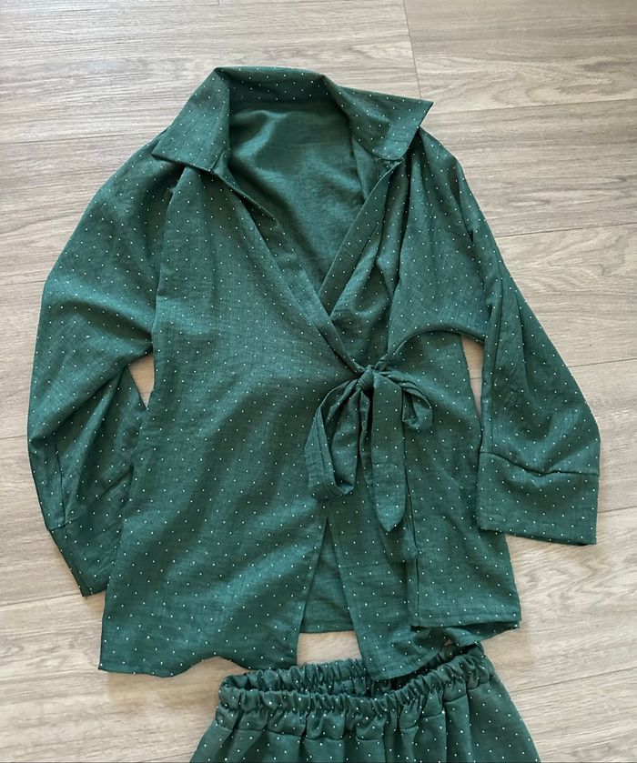 Ensemble oversize vert émeraude et strass argentés T42 XL - photo numéro 5