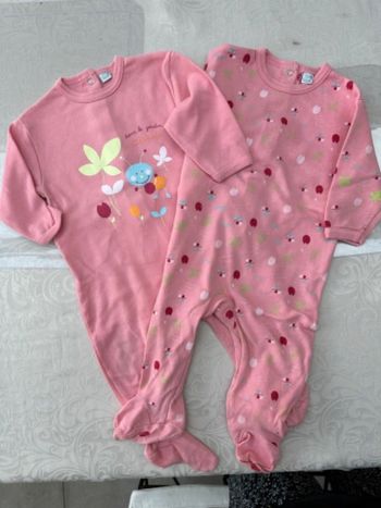 2 pyjamas 12 mois