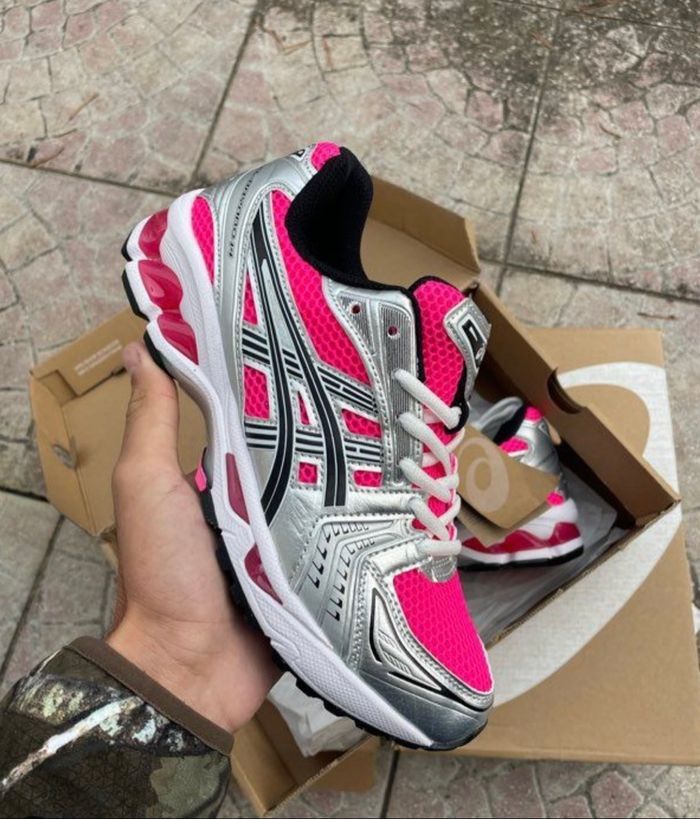 Basket Asics kayano 14 rose 38 - photo numéro 2