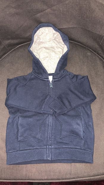 Gilet à capuche