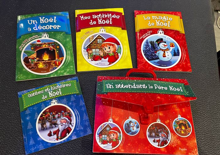 Livre autocollant de Noël