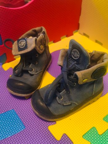 Chaussures Palladium taille 22