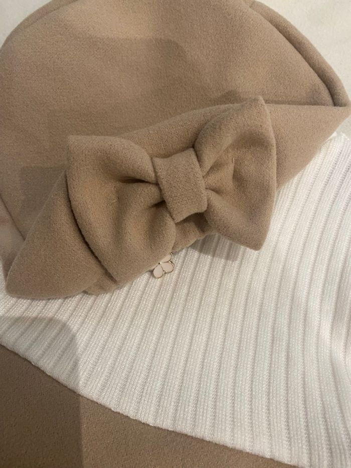 Robe avec béret et noeud - photo numéro 4