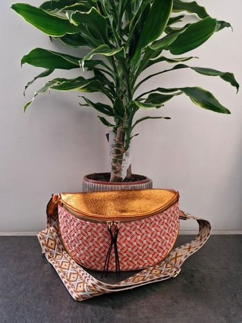 Sac banane tissé orange