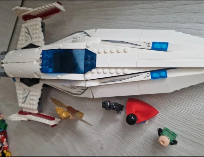 Superbe vaisseau lego marvel 76028 - photo numéro 5