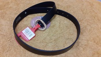 Ceinture neuve isotoner 