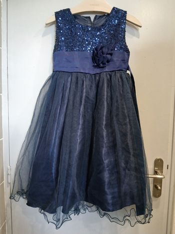 Robe de cérémonie très bon état,  taille 11/12 ans