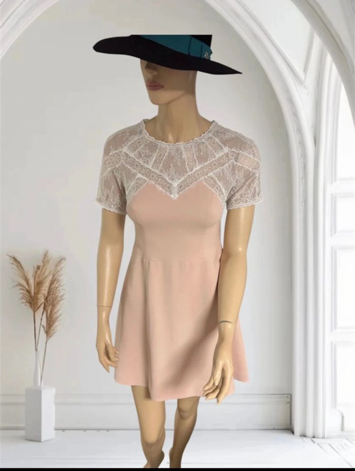 Robe The Kooples neuve XS rose pâle dentelle blanche