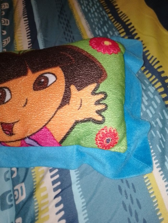 Coussin Dora l'Exploratrice - photo numéro 3