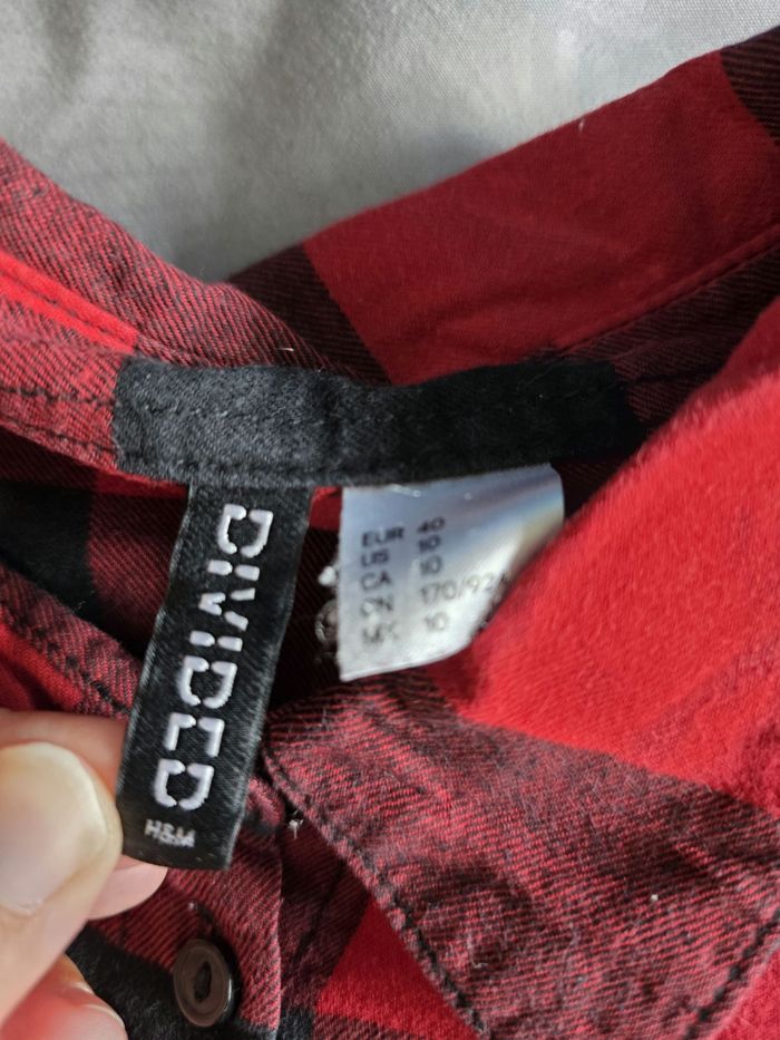 Chemise à carreaux rouge et noir - photo numéro 4