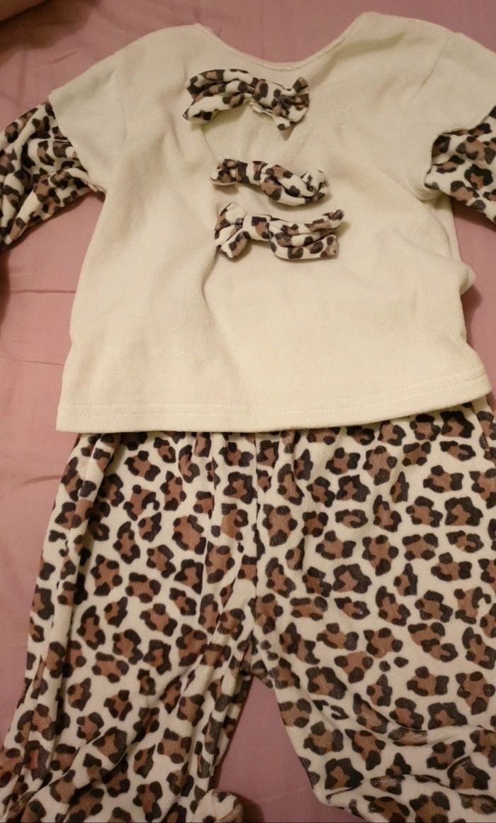 Lot 5 pyjamas 18 mois - photo numéro 3