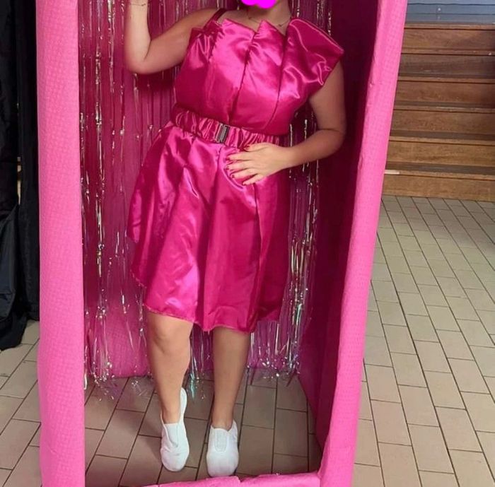 Robe rose Barbie