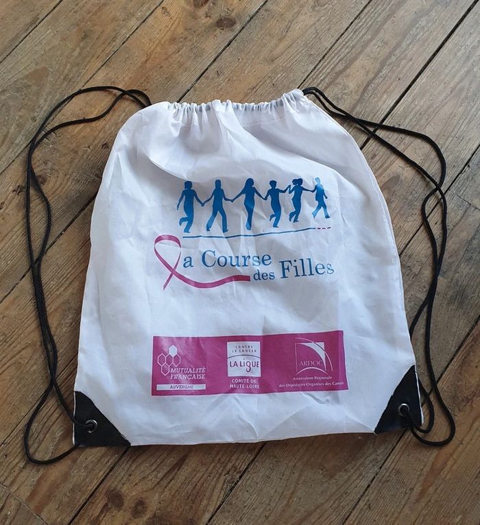 Petit sac à dos souple La course des filles