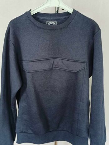 sweat poche ventrale