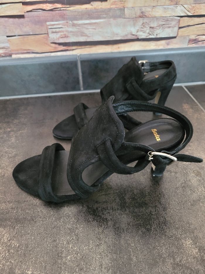 Sandales cuir bata 37 - photo numéro 4