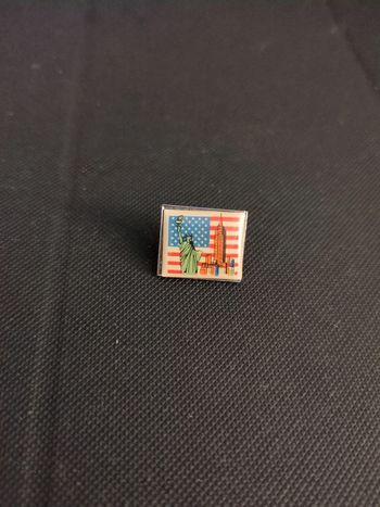 Pin's États unis USA Statue de la liberté