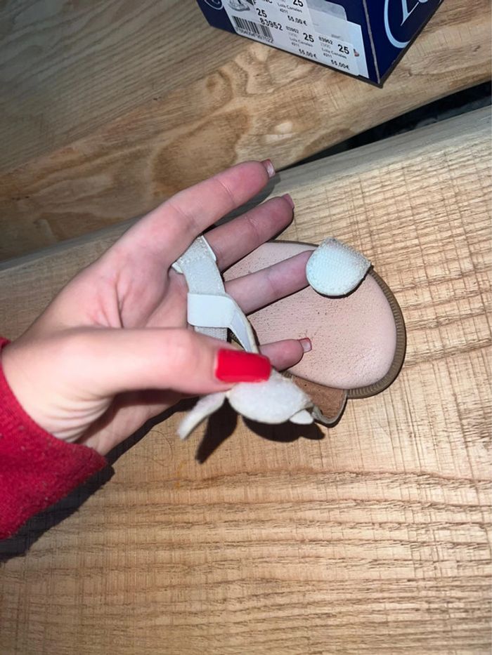 Lola canales Chaussures d’été claquette plates fleurs blanche P25 sandales - photo numéro 7