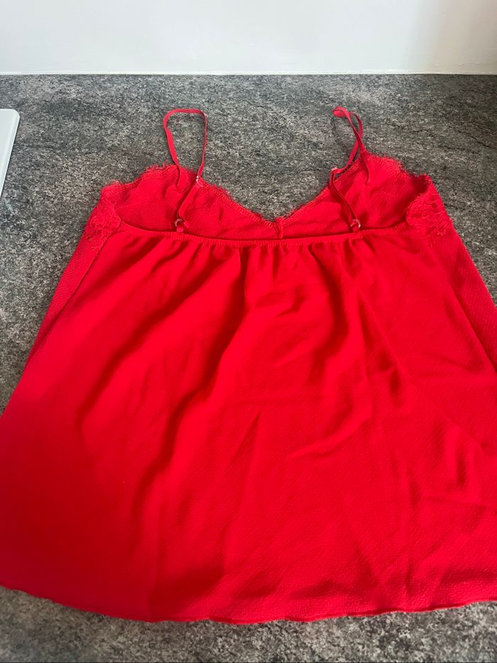 Top rouge - photo numéro 4