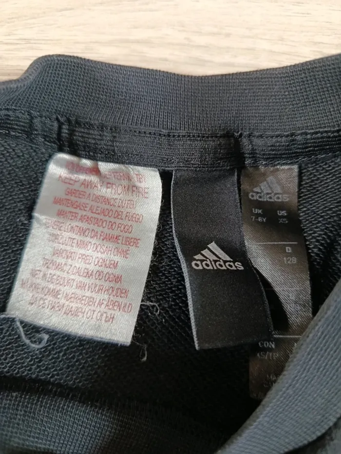 Pull adidas garçon, taille 7-8 ans - photo numéro 3