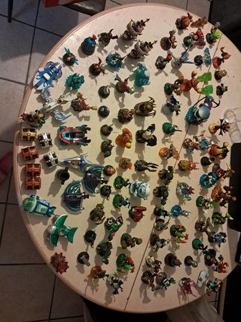 Lot de figures Skylanders