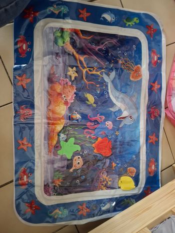 Tapis d'éveil d'eau 