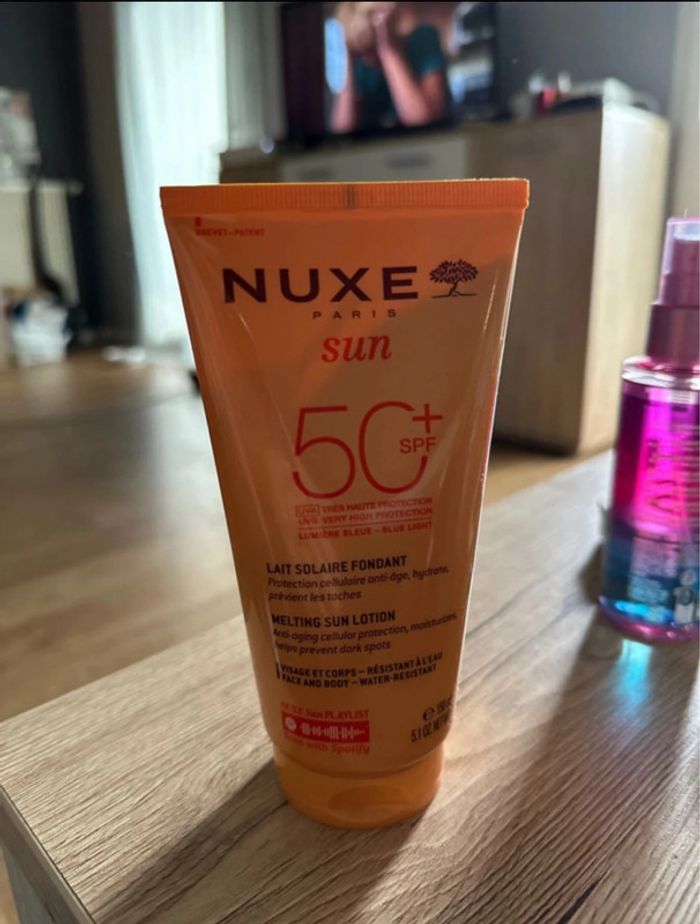 Lait solaire bronzante NUXE