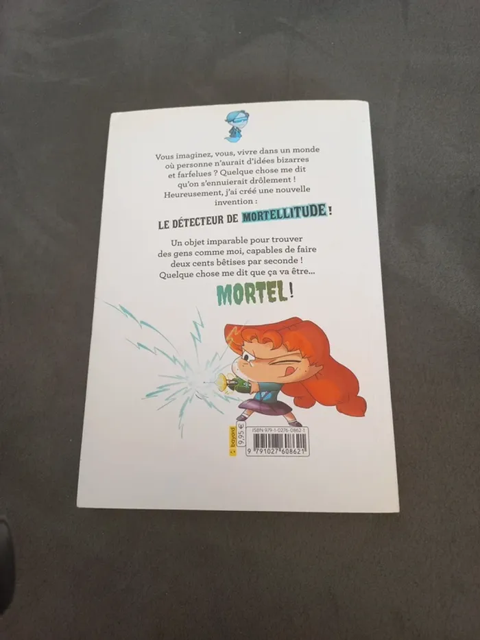 Roman mortelle adele tome 1 - photo numéro 3